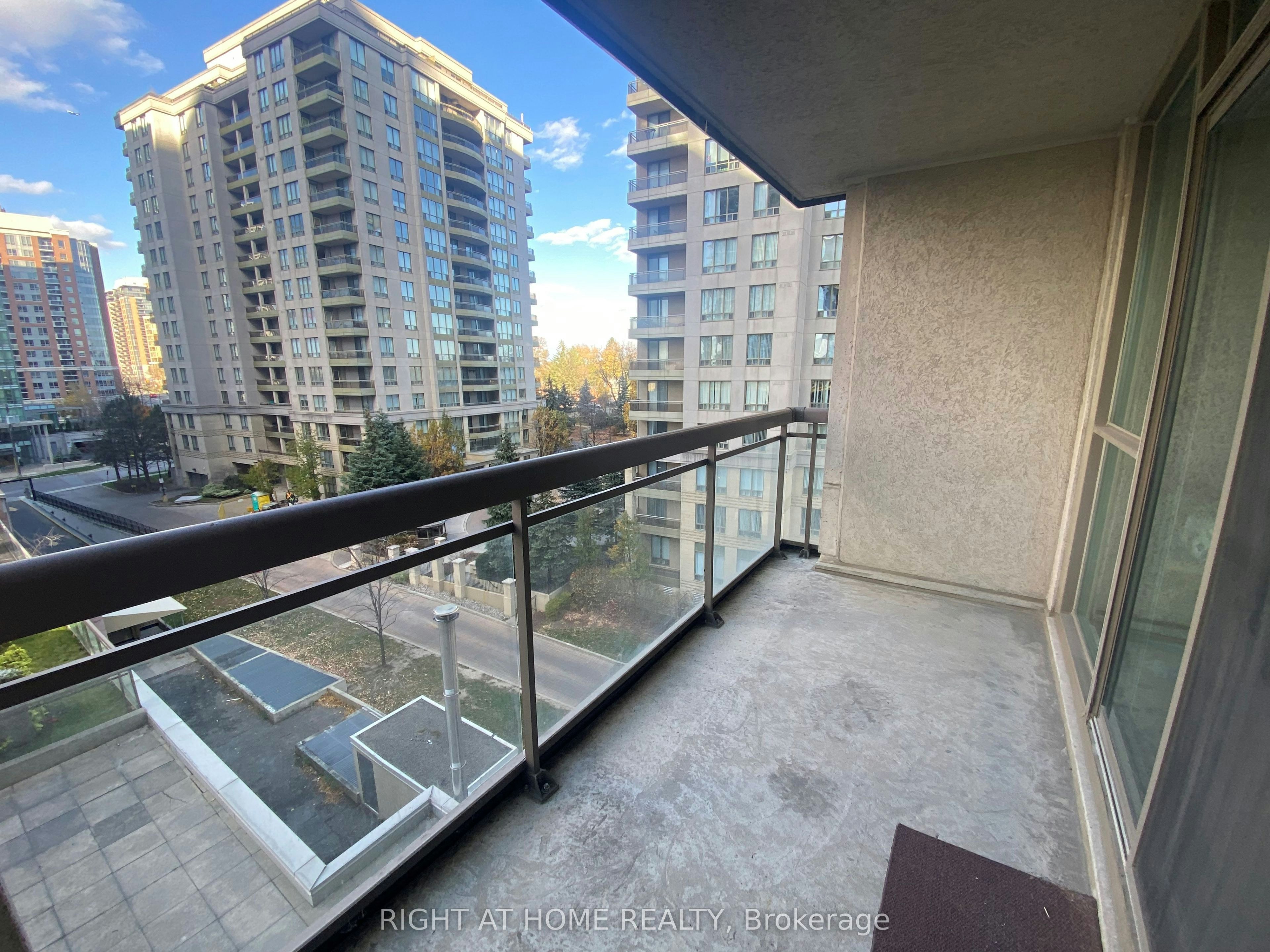 603-18 Parkview Avenue, Toronto, ON, M2N 7H7 - 12