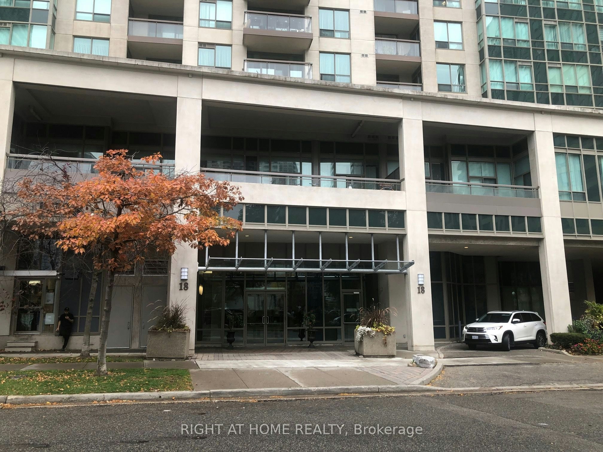 603-18 Parkview Avenue, Toronto, ON, M2N 7H7