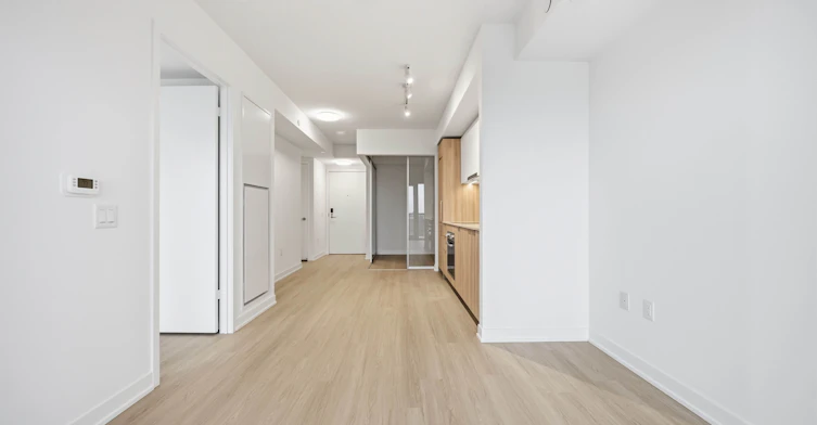 1703-15 Salomon Drive, Toronto, ON, M3C 0T2 - 19