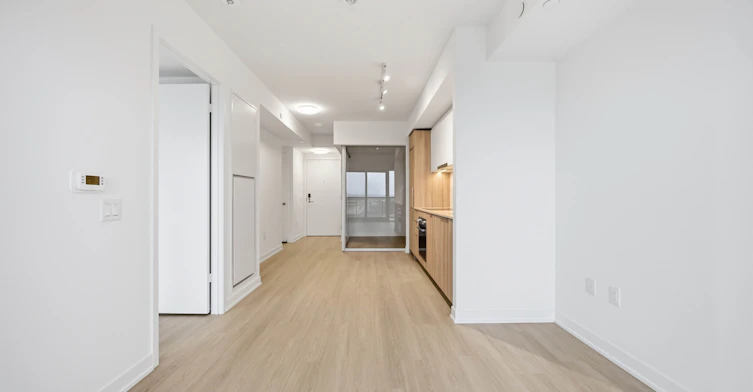 1703-15 Salomon Drive, Toronto, ON, M3C 0T2 - 16