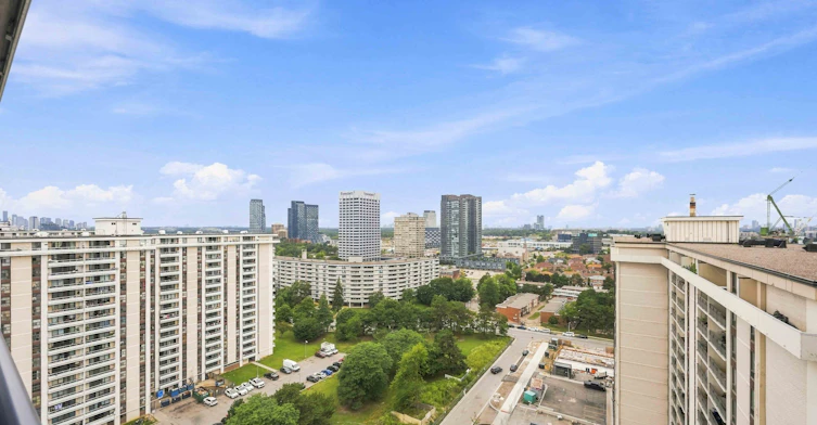 1703-15 Salomon Drive, Toronto, ON, M3C 0T2 - 37