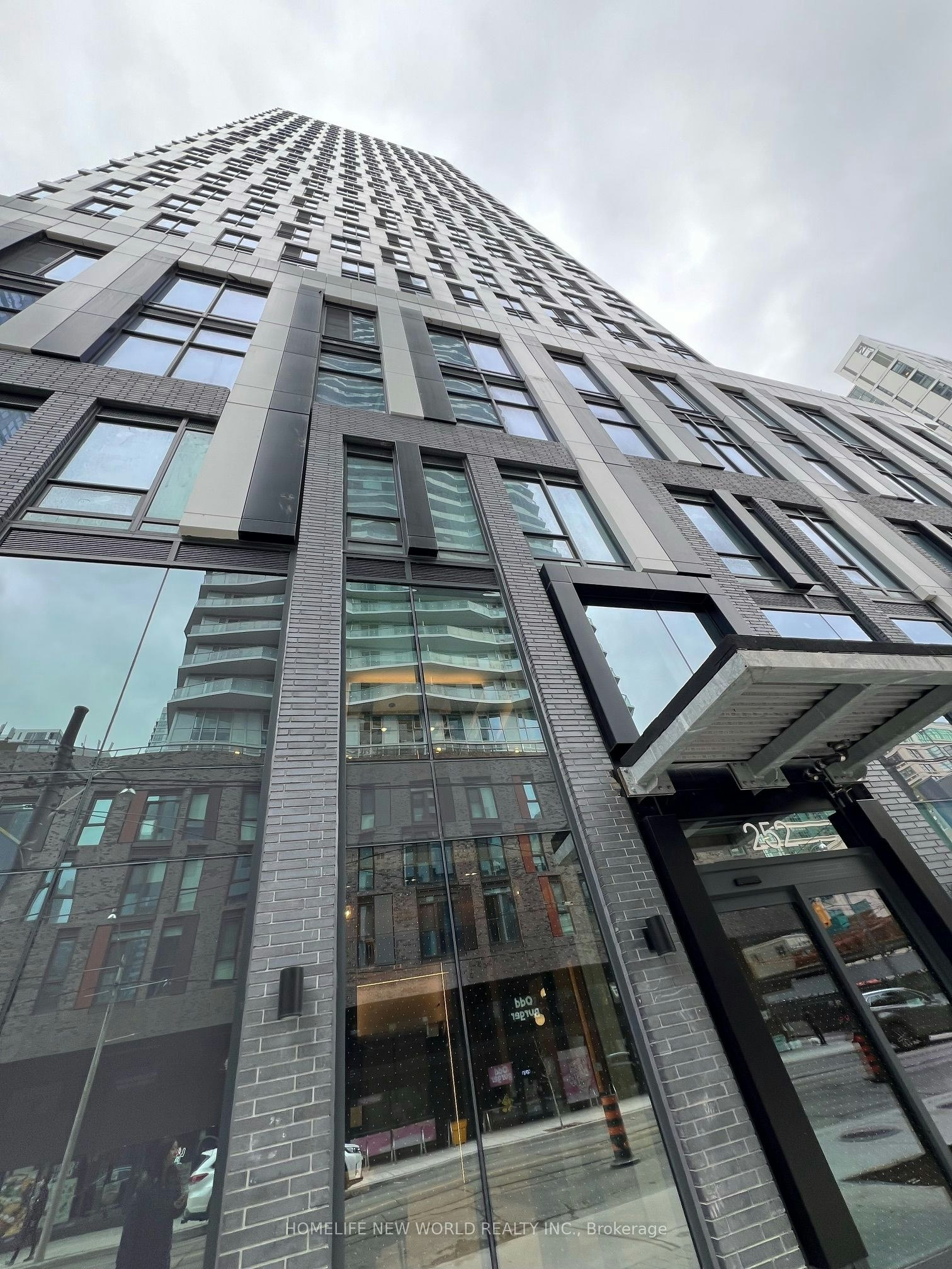 807-252 Church Street, Toronto, ON, M5B 0E6 - 4