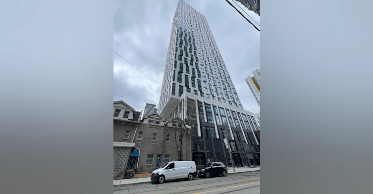 807-252 Church Street, Toronto, ON, M5B 0E6