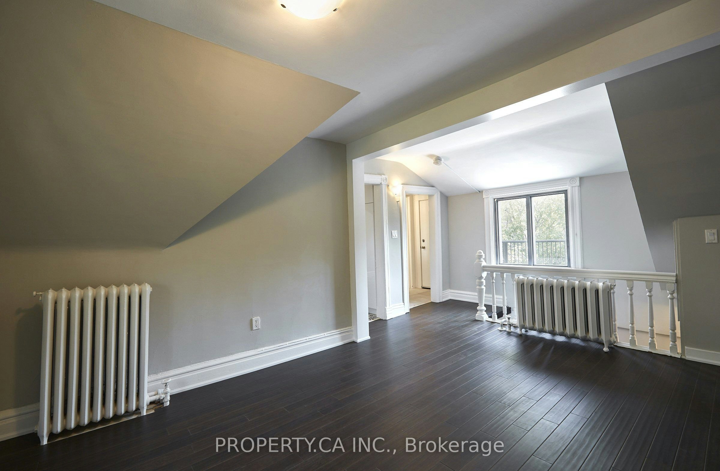 Upper-345 Gladstone Avenue, Toronto, ON, M6H 3H5 - 11