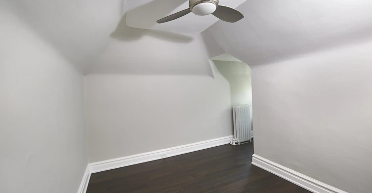 Upper-345 Gladstone Avenue, Toronto, ON, M6H 3H5 - 17