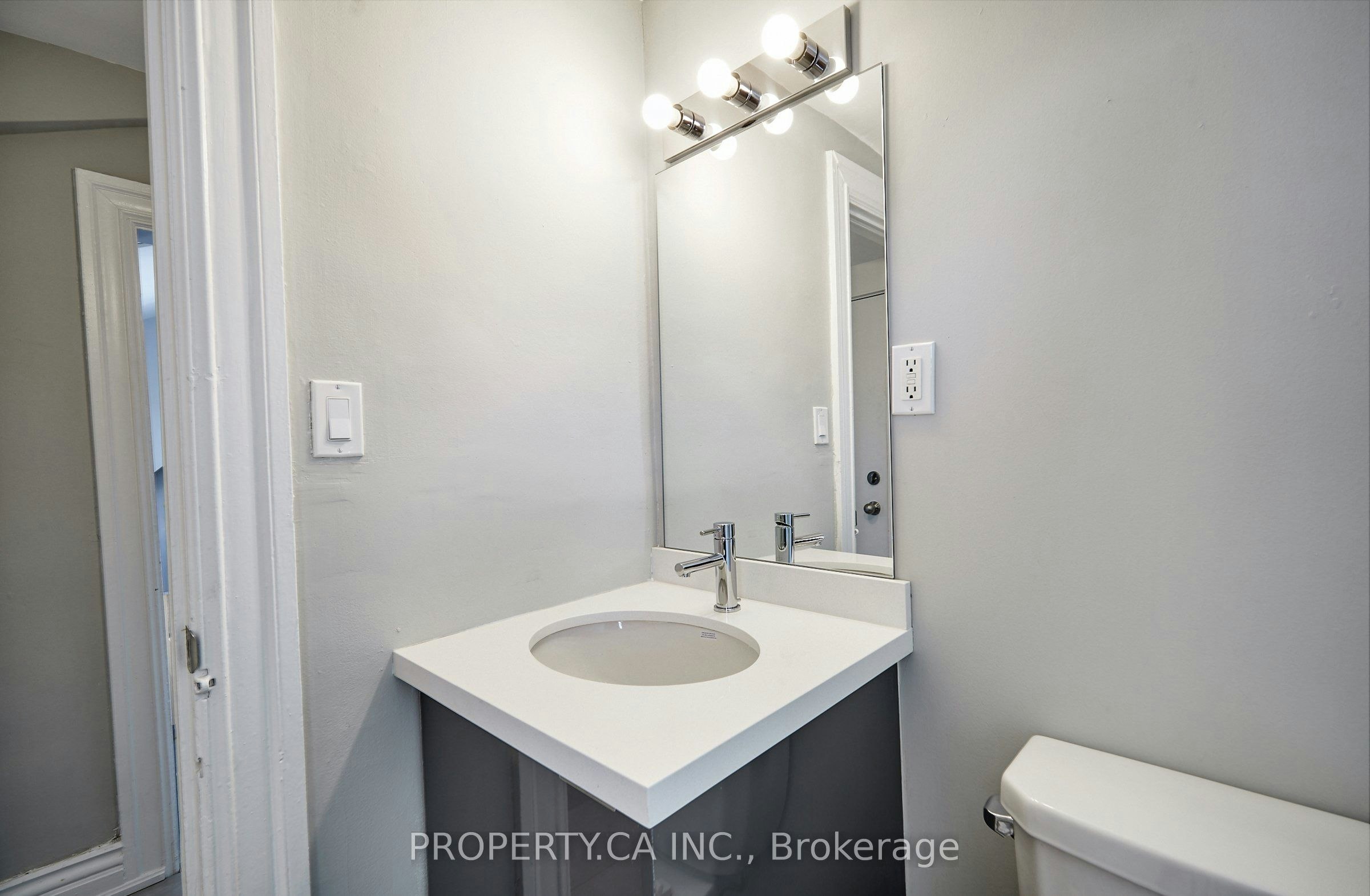 Upper-345 Gladstone Avenue, Toronto, ON, M6H 3H5 - 19