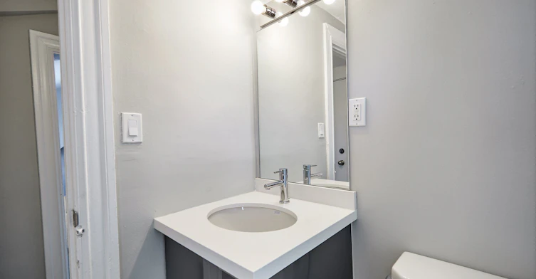 Upper-345 Gladstone Avenue, Toronto, ON, M6H 3H5 - 19