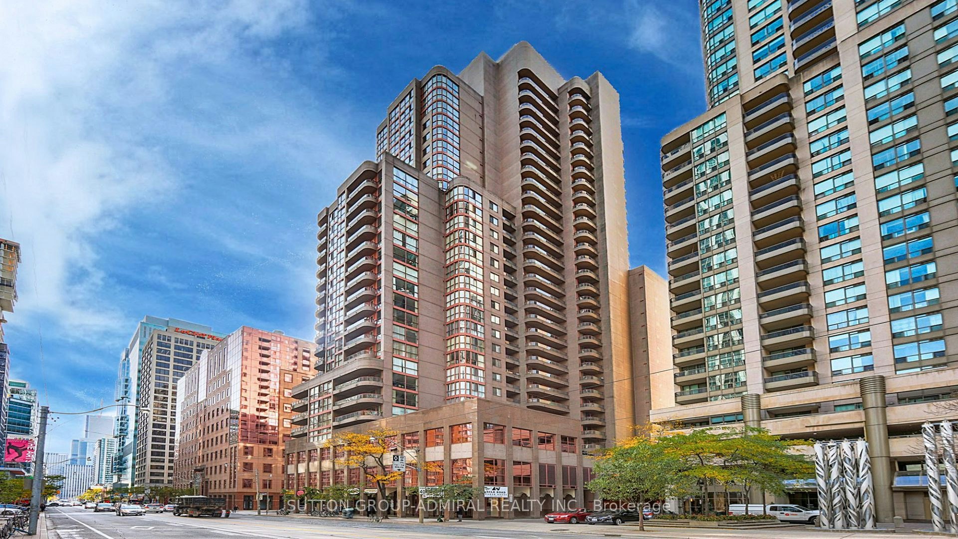 3104-736 Bay Street, Toronto, ON, M5G 2M4
