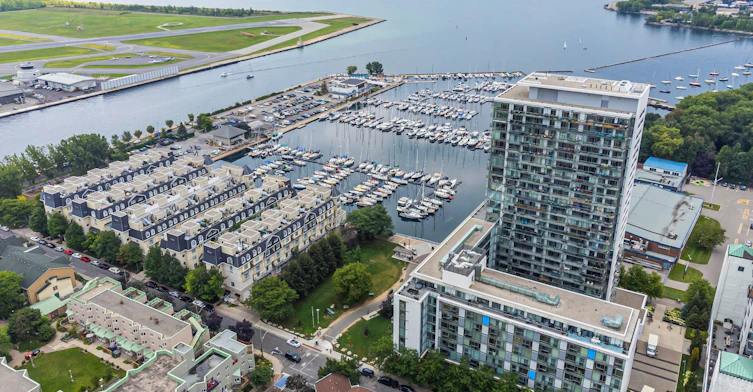 919-90 Stadium Road, Toronto, ON, M5V 3W5