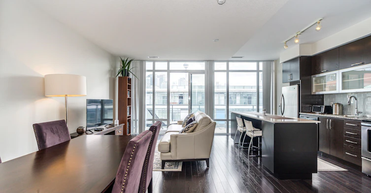 919-90 Stadium Road, Toronto, ON, M5V 3W5 - 21