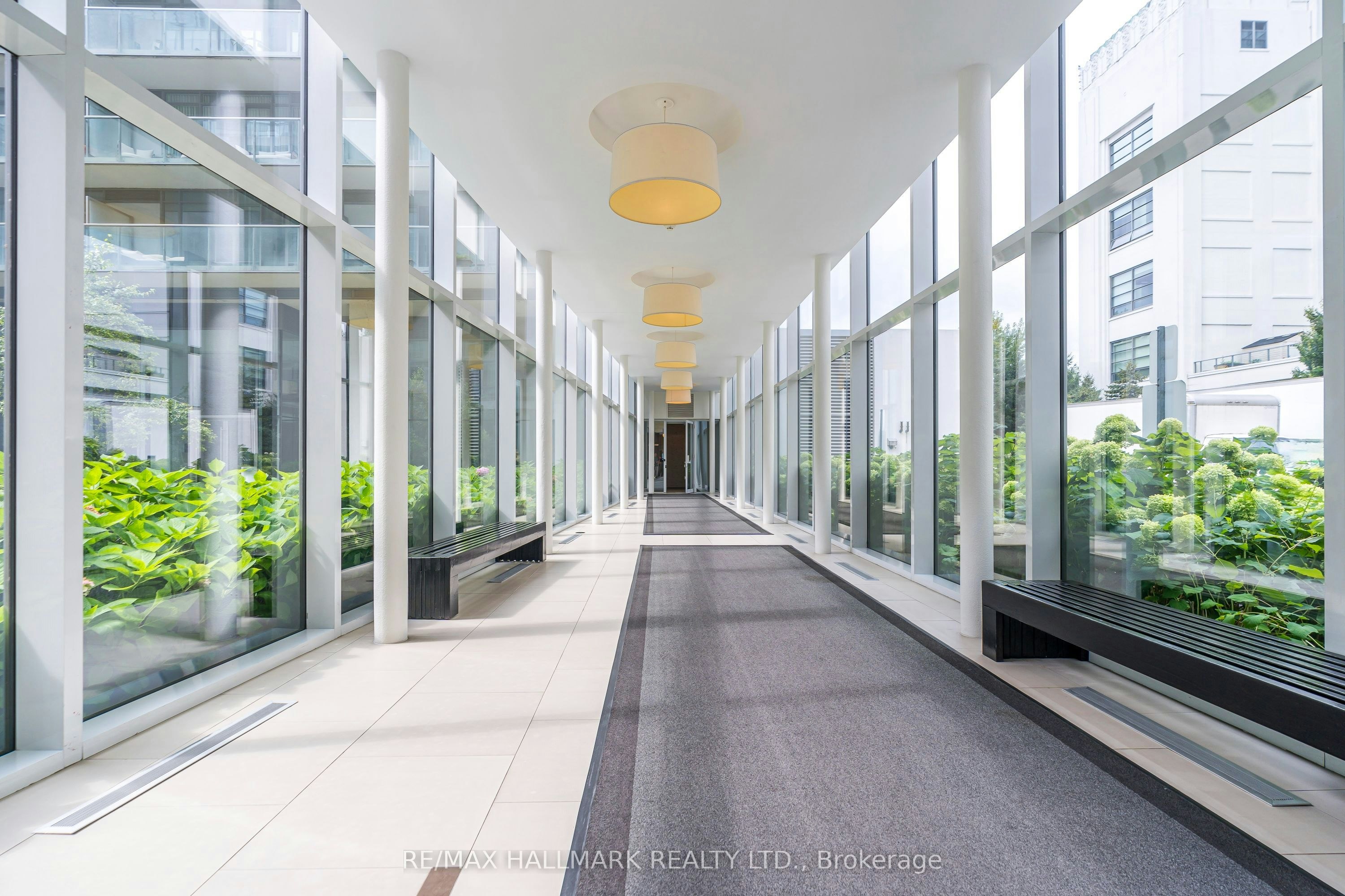 919-90 Stadium Road, Toronto, ON, M5V 3W5 - 42
