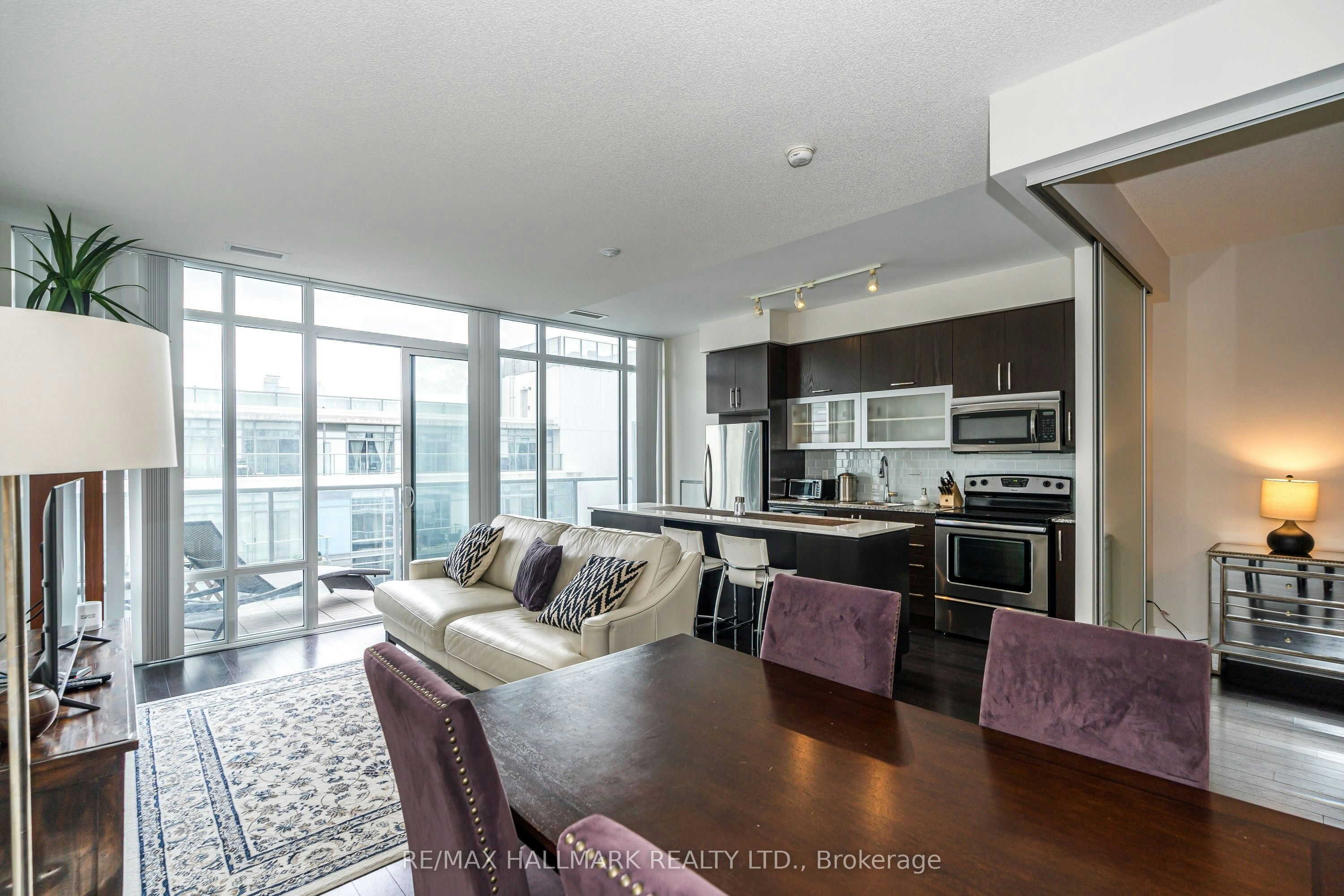 919-90 Stadium Road, Toronto, ON, M5V 3W5 - 27