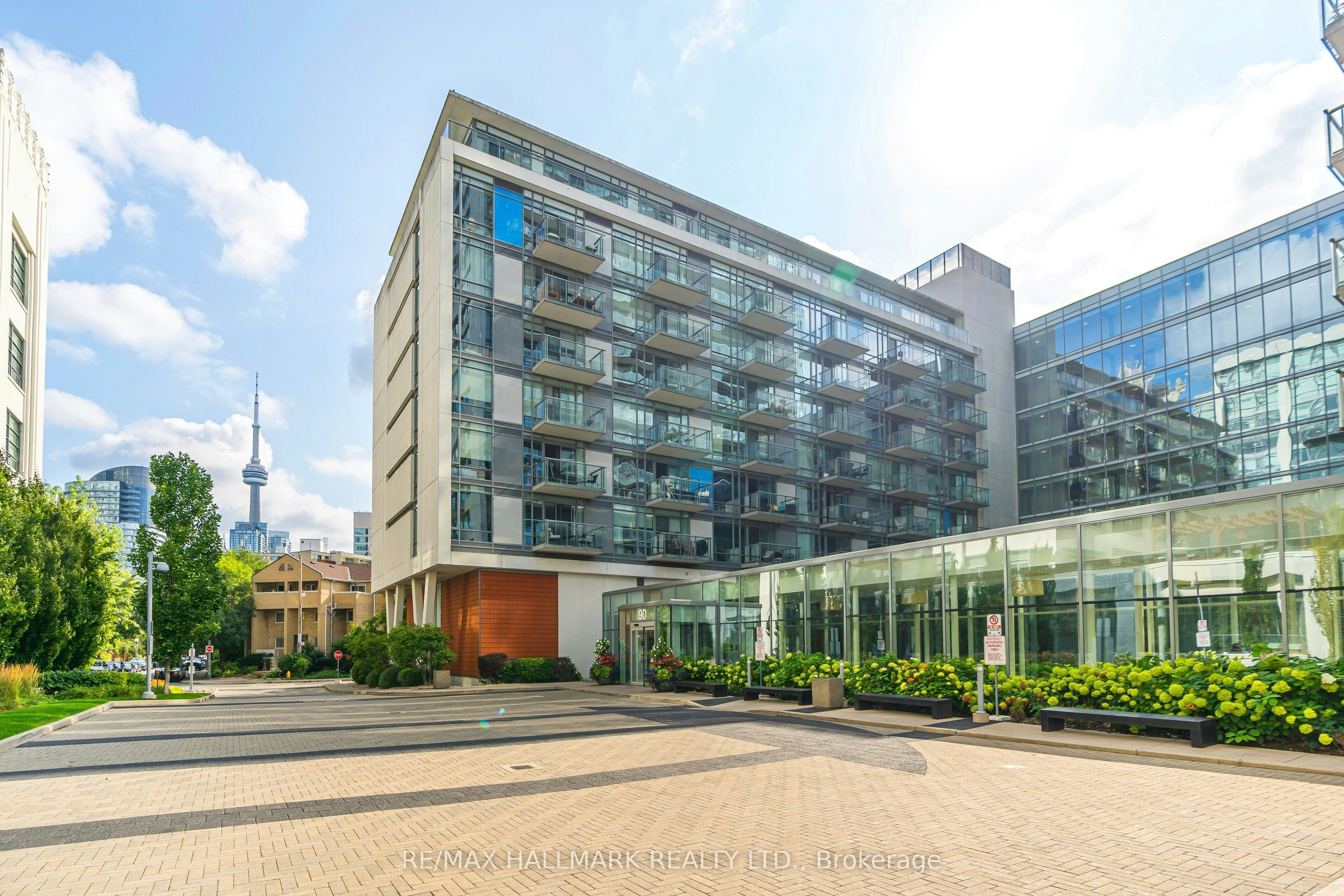 919-90 Stadium Road, Toronto, ON, M5V 3W5 - 11