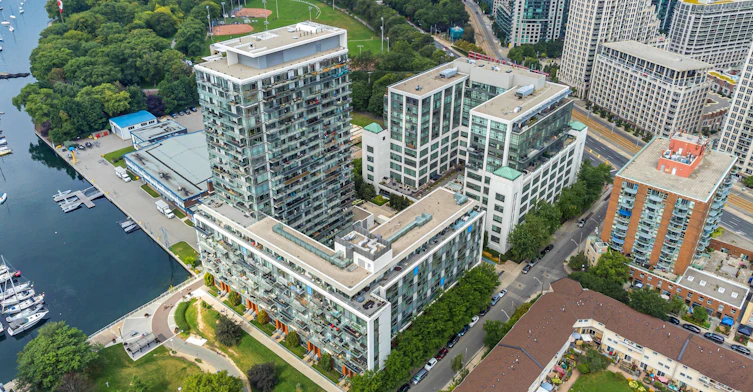 919-90 Stadium Road, Toronto, ON, M5V 3W5 - 6