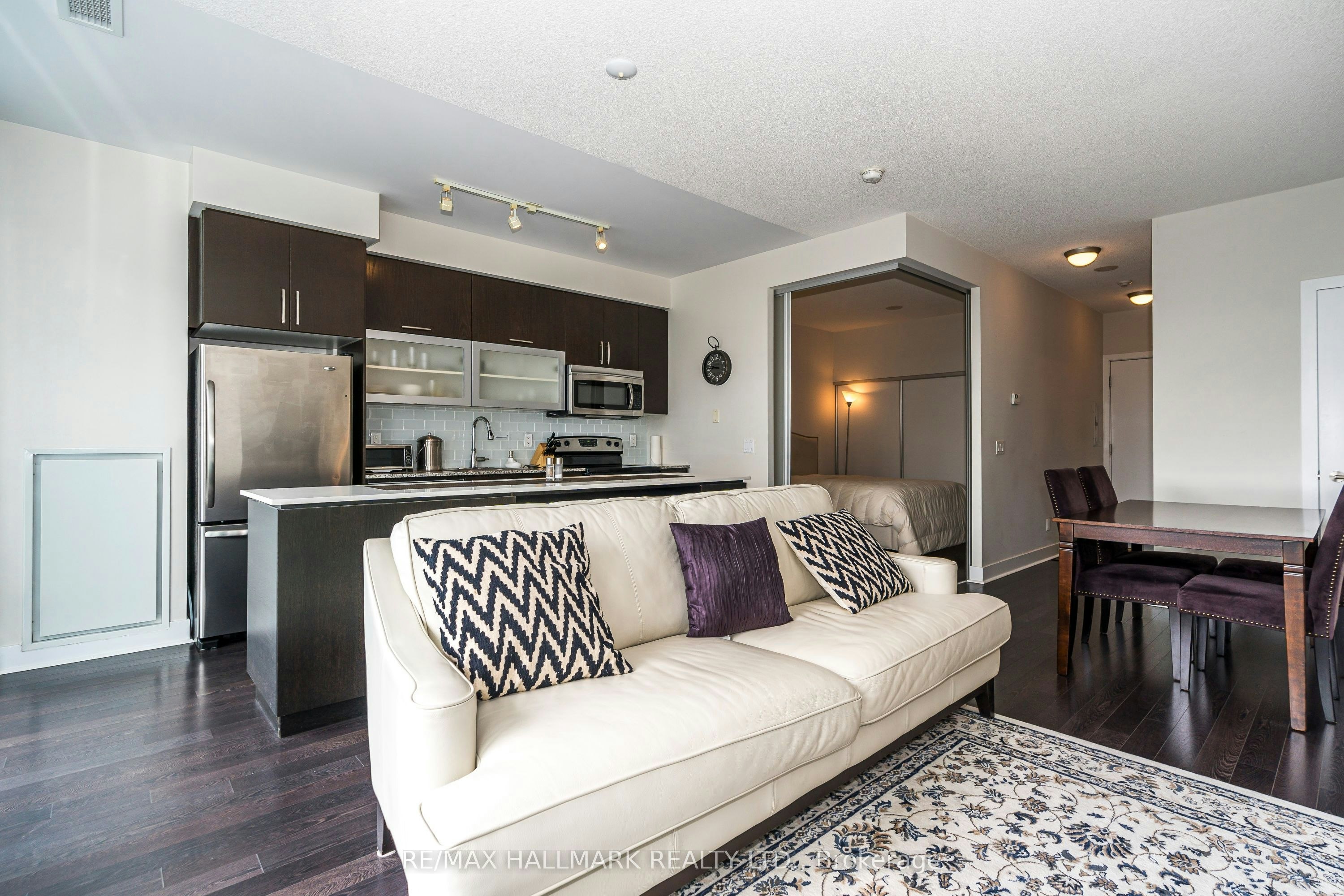 919-90 Stadium Road, Toronto, ON, M5V 3W5 - 22