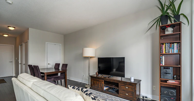 919-90 Stadium Road, Toronto, ON, M5V 3W5 - 25