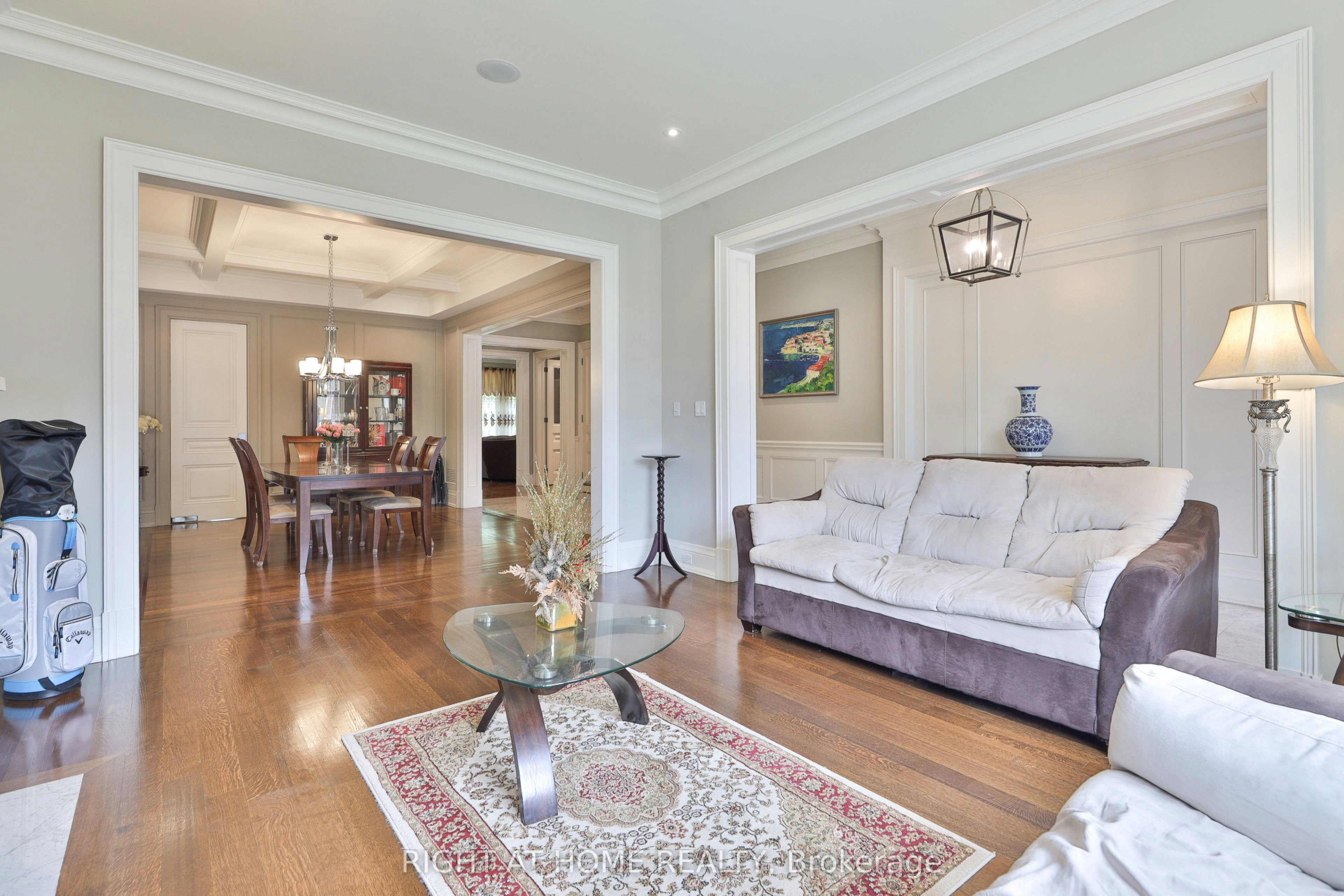 154 Munro Boulevard, Toronto, ON, M2P 1C8 - 4