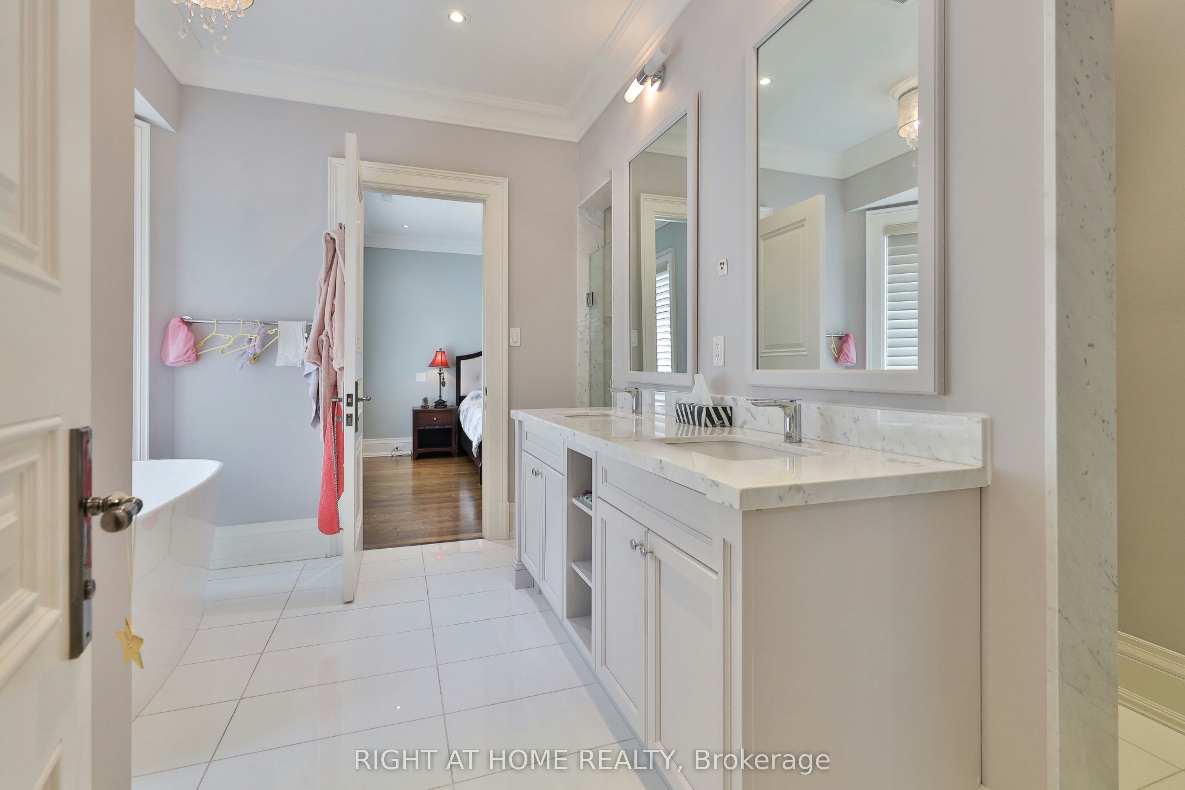 154 Munro Boulevard, Toronto, ON, M2P 1C8 - 26