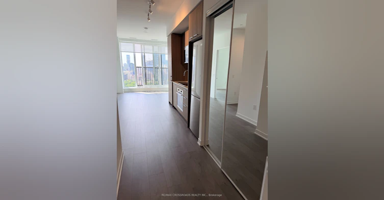 2505-10 Oak Street, Toronto, ON, M5A 0Z1 - 9