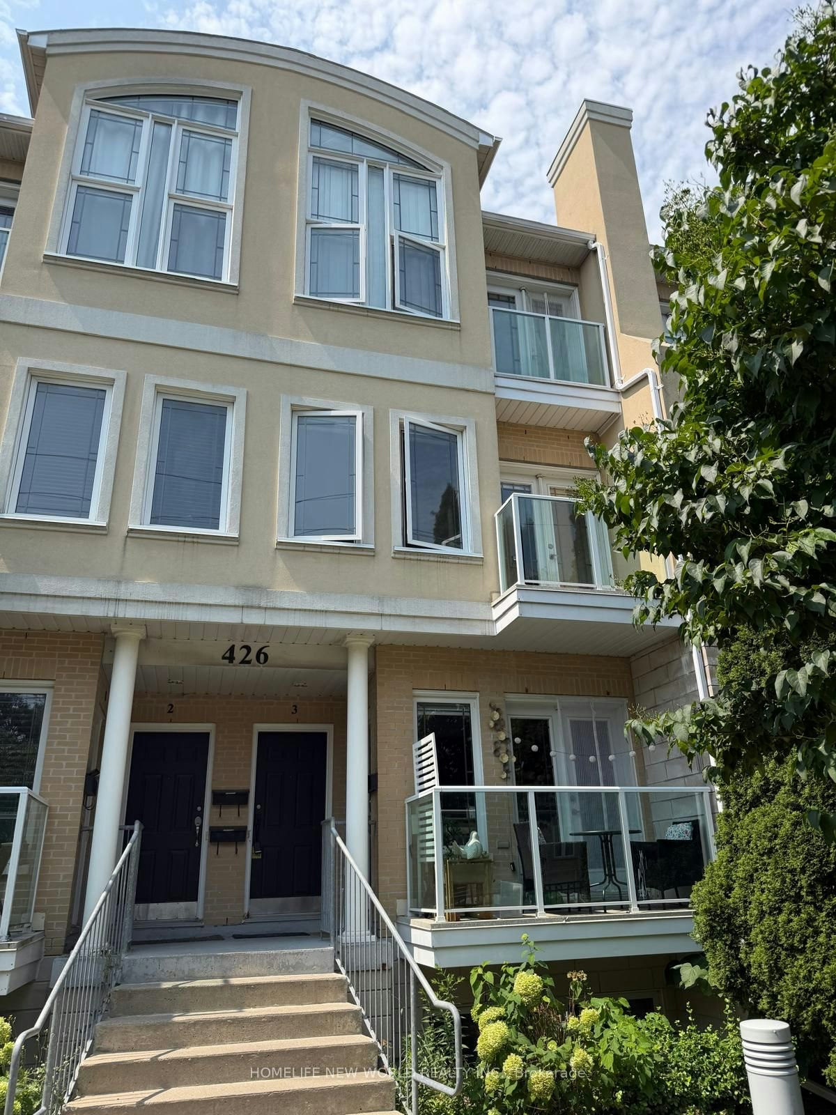 3-426 Kenneth Avenue, Toronto, ON, M2N 4W3