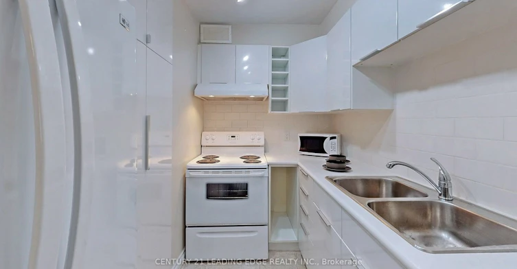109-335 Lonsdale Road, Toronto, ON, M5P 1R4 - 4