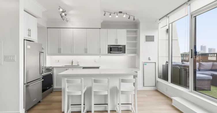 Ph14-308 Palmerston Avenue, Toronto, ON, M6J 3X9 - 11