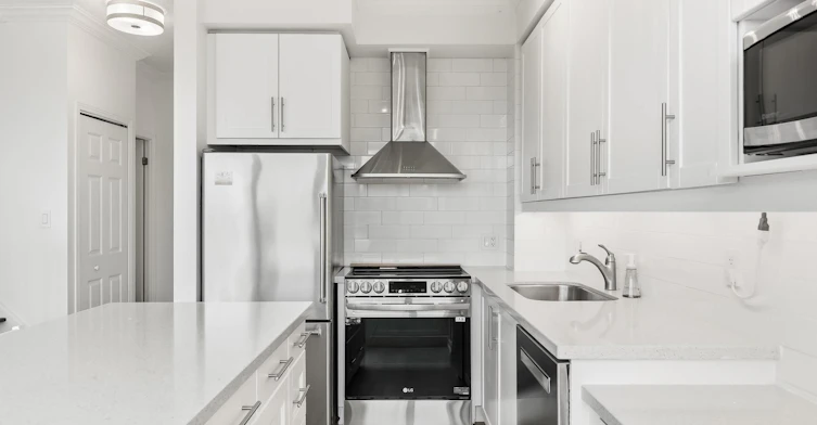 Ph14-308 Palmerston Avenue, Toronto, ON, M6J 3X9 - 17