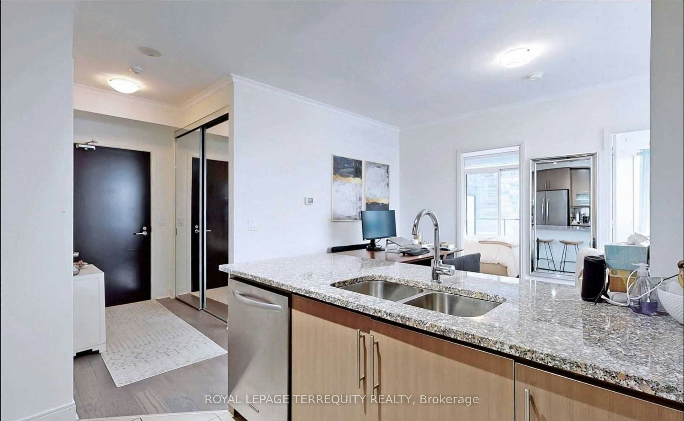1502-825 Church Street, Toronto, ON, M4W 3Z4 - 8