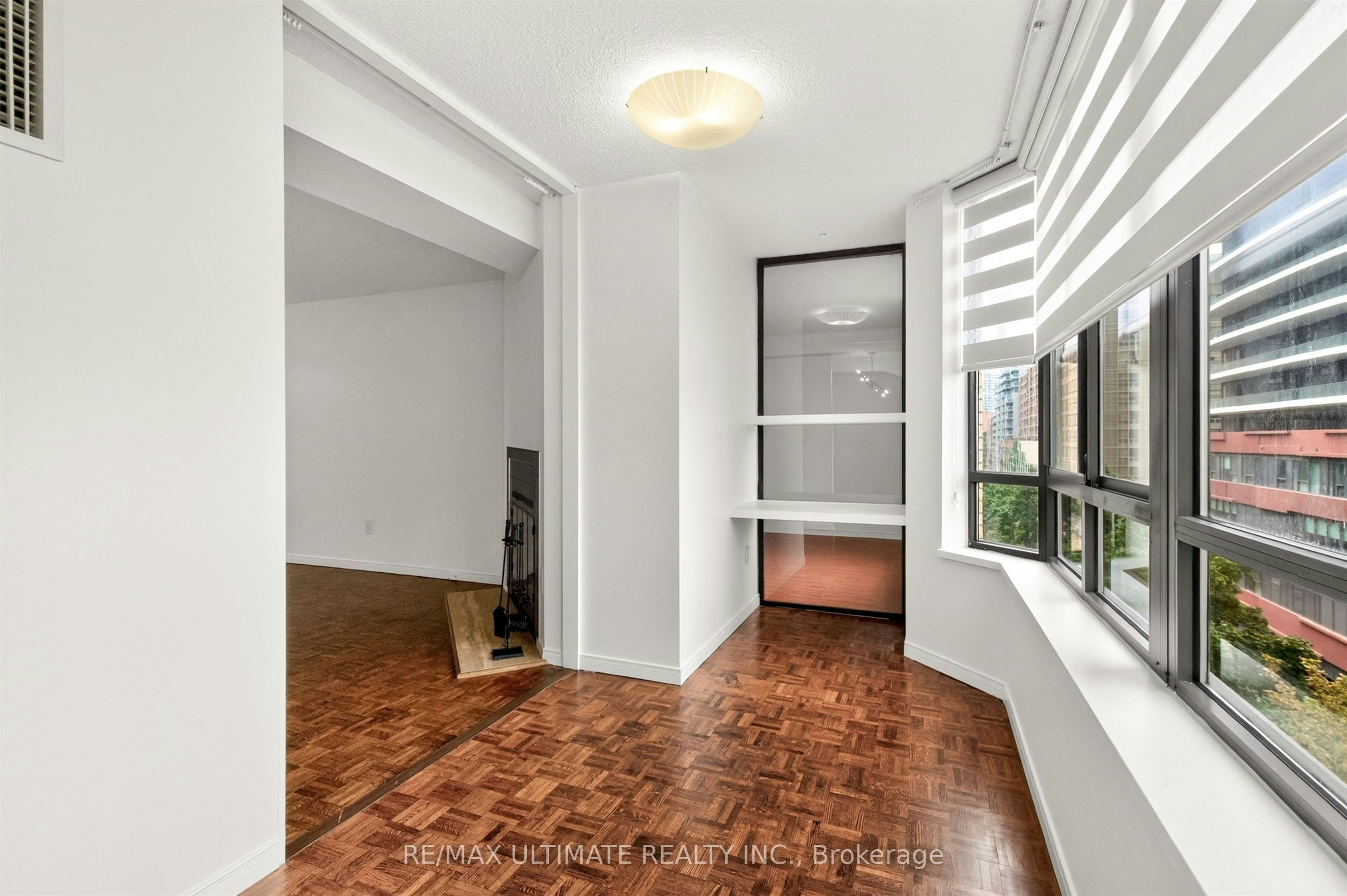 708-195 St Patrick Street, Toronto, ON, M5T 2Y8 - 14