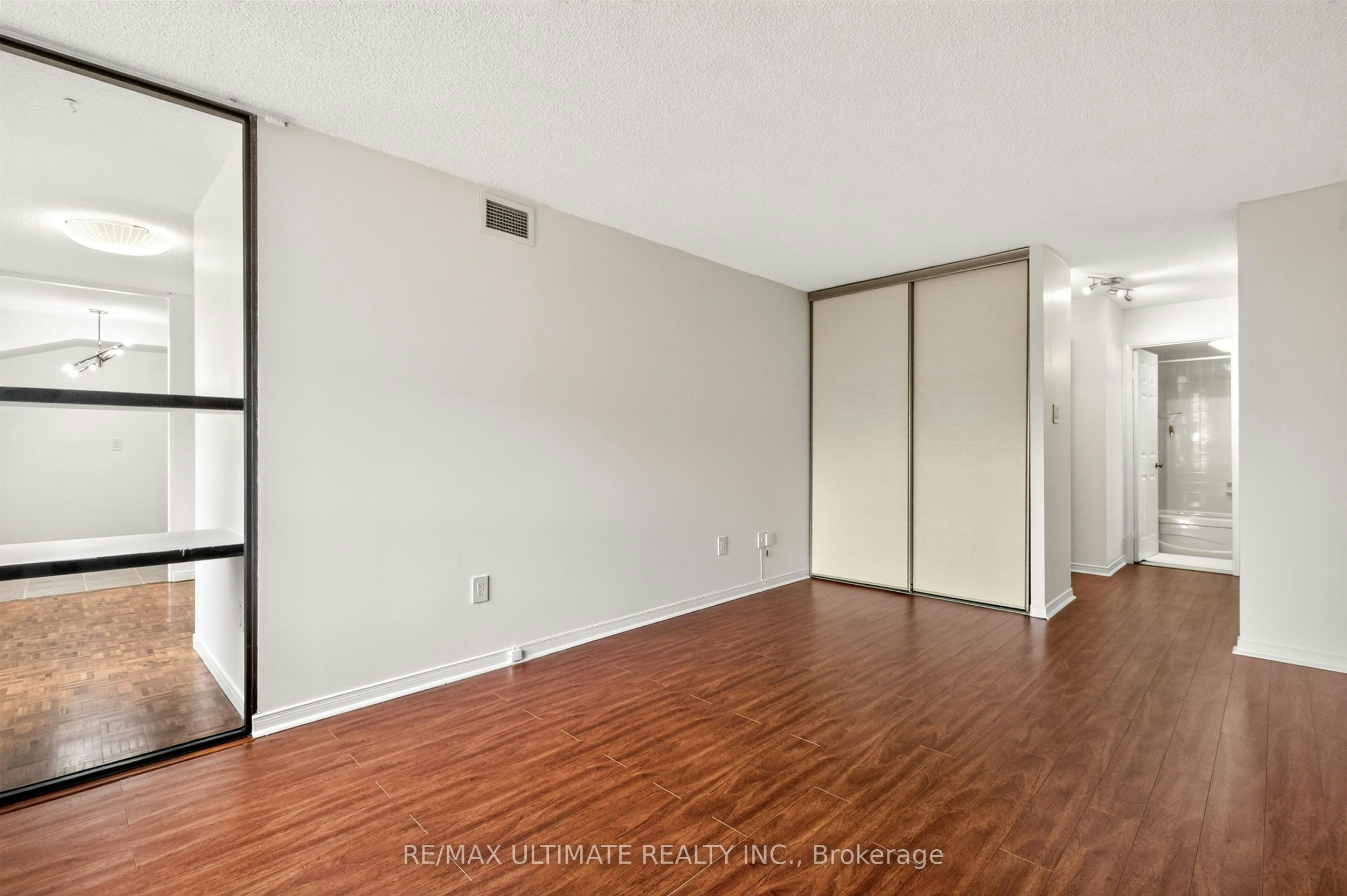 708-195 St Patrick Street, Toronto, ON, M5T 2Y8 - 20