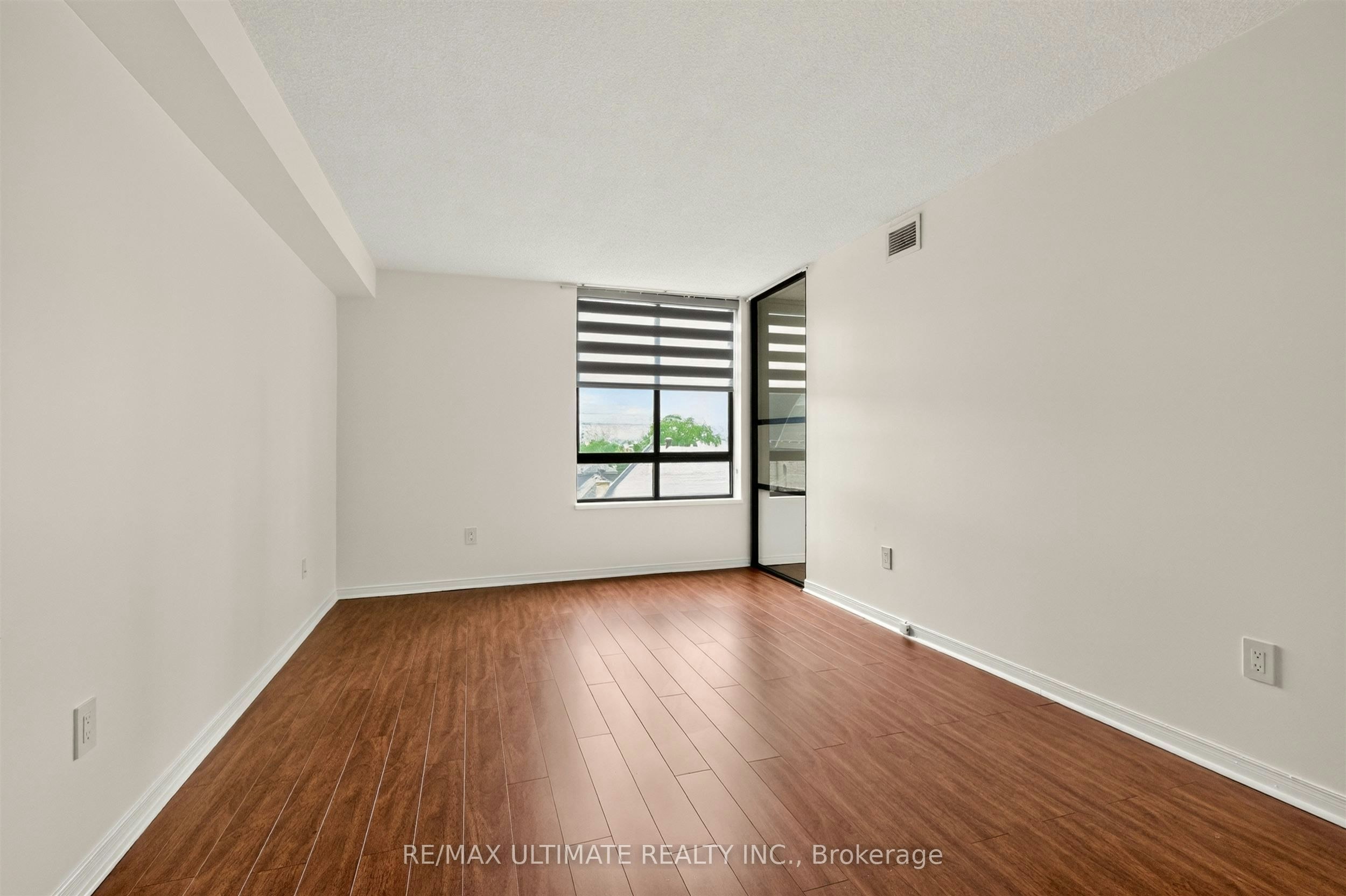 708-195 St Patrick Street, Toronto, ON, M5T 2Y8 - 18