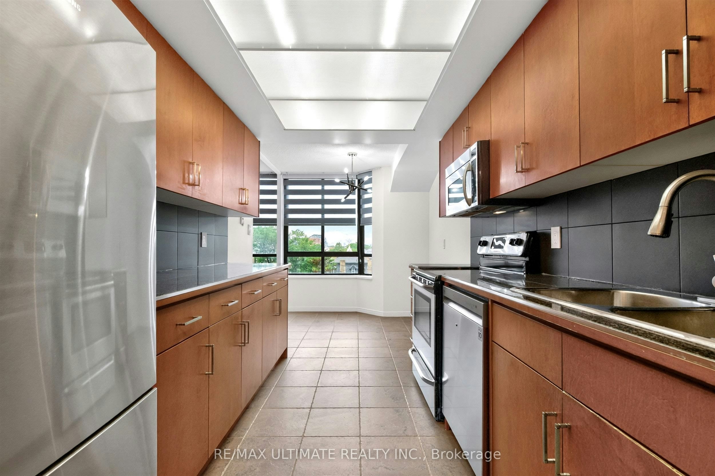 708-195 St Patrick Street, Toronto, ON, M5T 2Y8 - 10