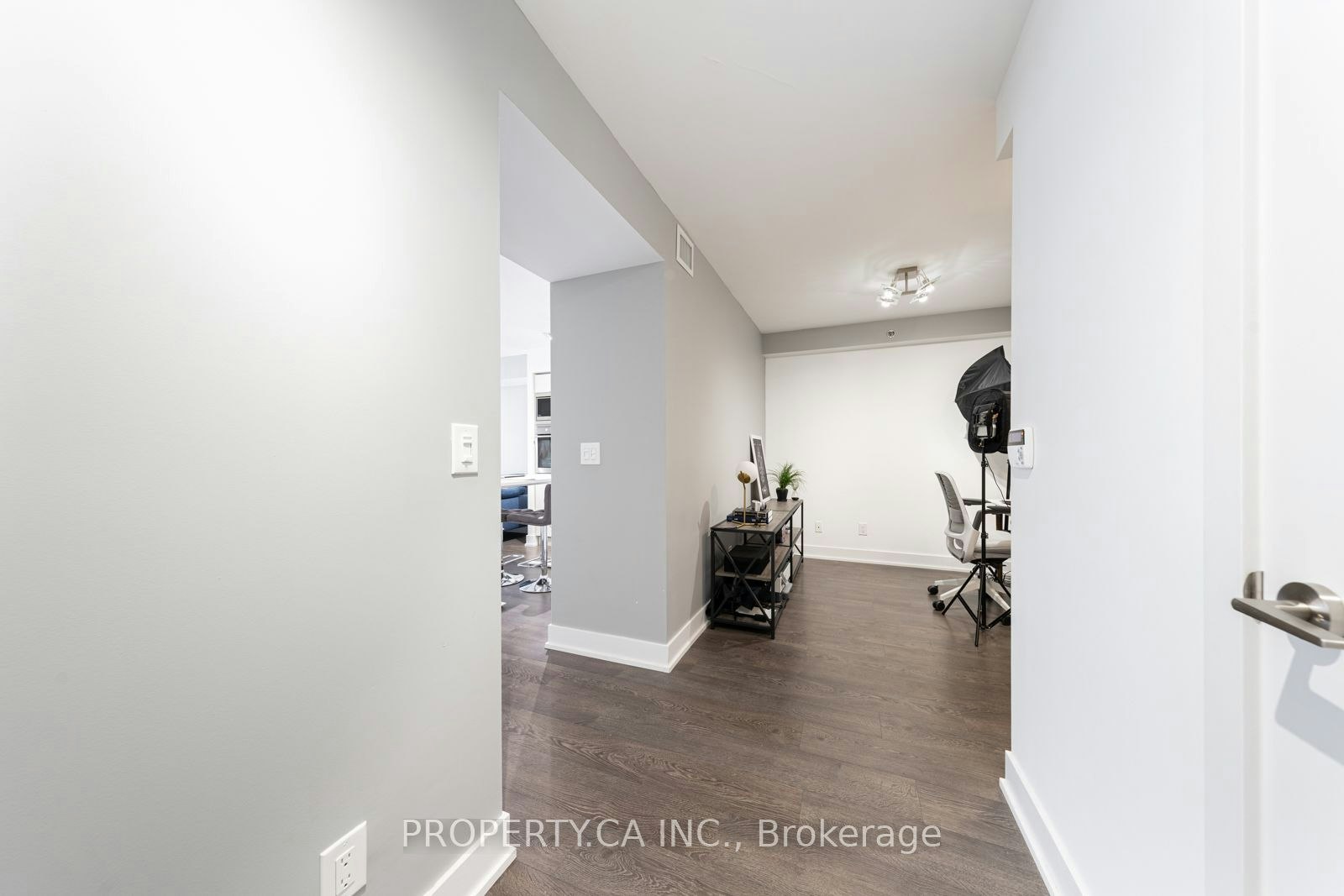 411-318 Richmond Street W, Toronto, ON, M5V 1X2 - 23