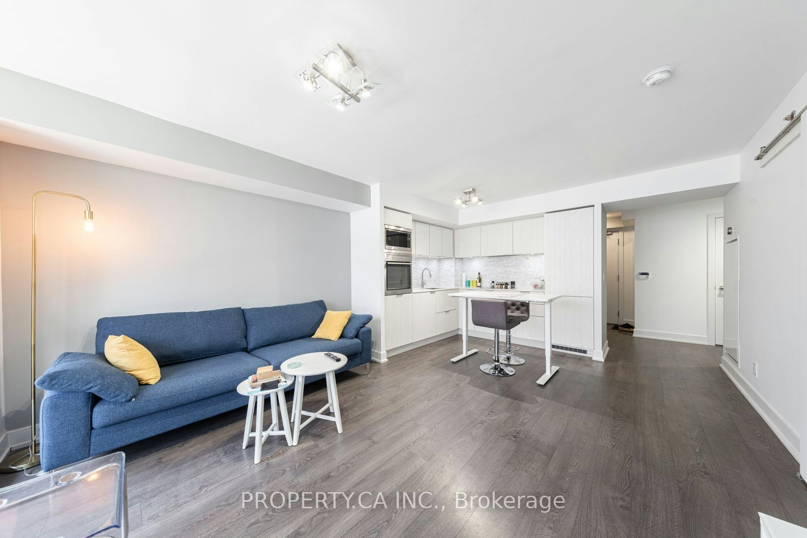 411-318 Richmond Street W, Toronto, ON, M5V 1X2 - 8