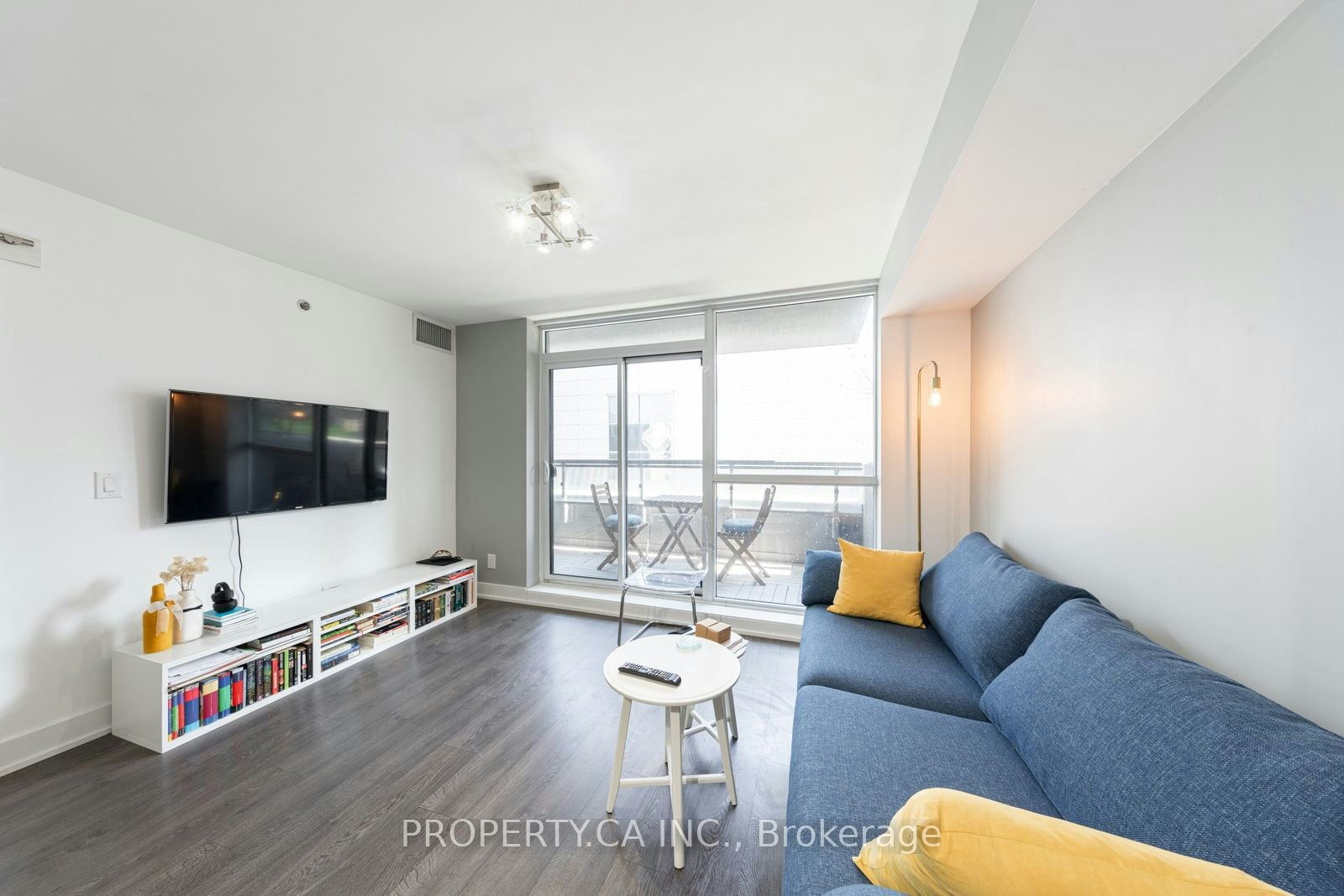 411-318 Richmond Street W, Toronto, ON, M5V 1X2 - 16