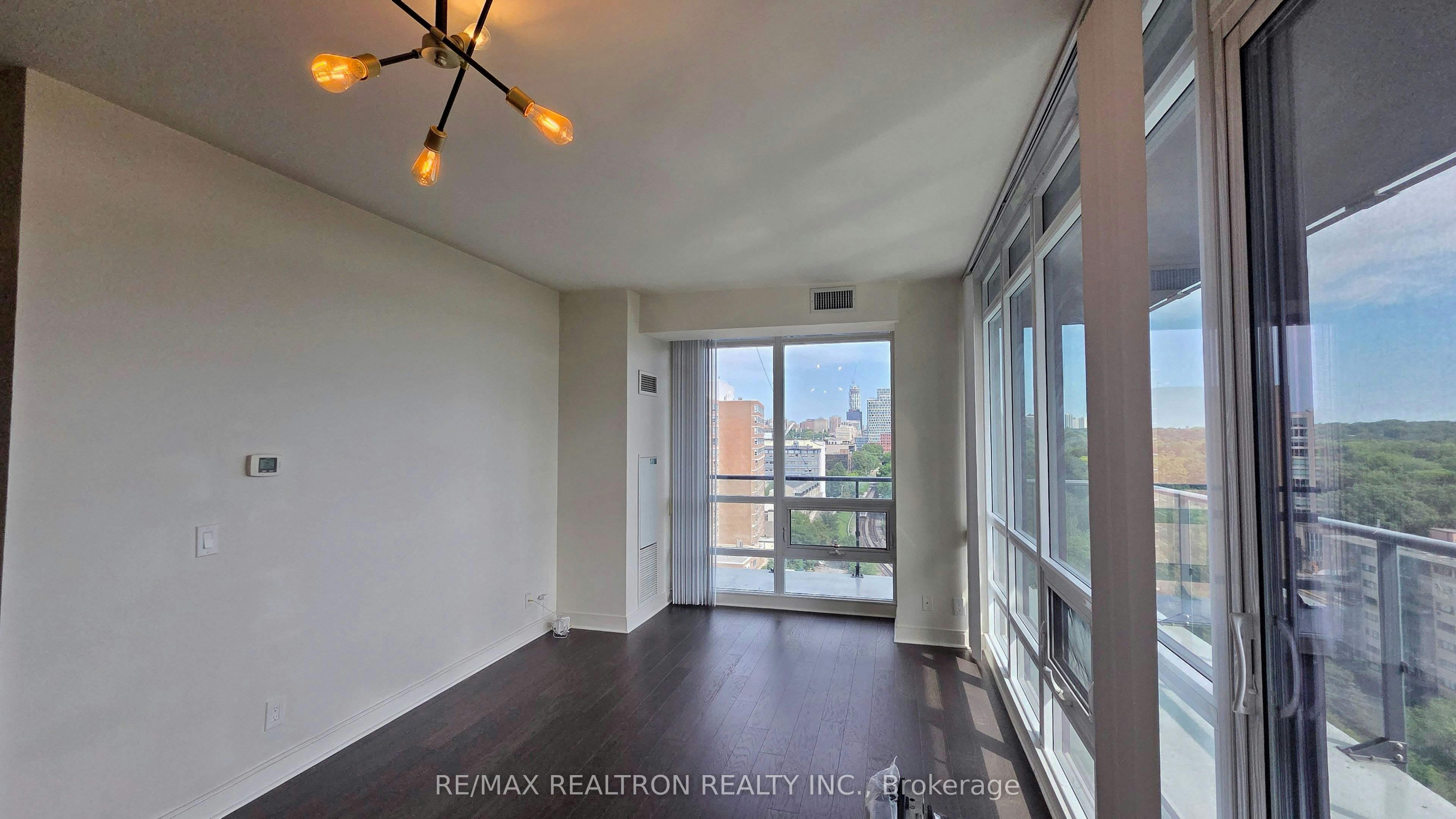 1105-825 Church Street, Toronto, ON, M4W 3Z4 - 7