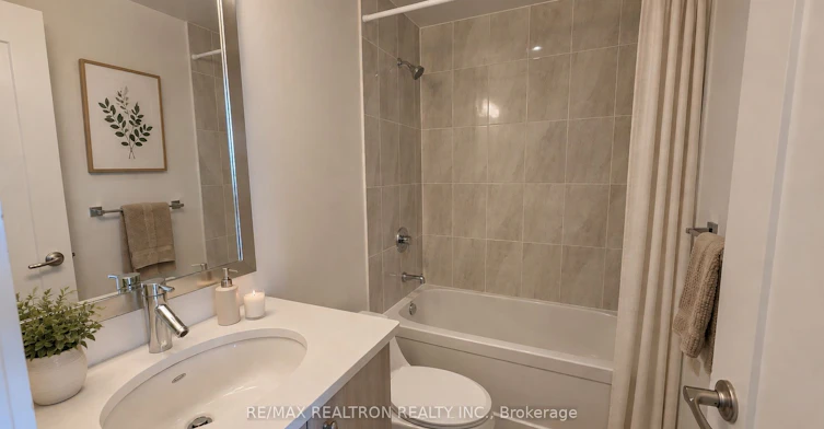 1105-825 Church Street, Toronto, ON, M4W 3Z4 - 5