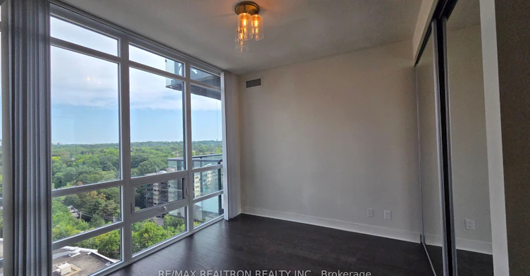 1105-825 Church Street, Toronto, ON, M4W 3Z4 - 11