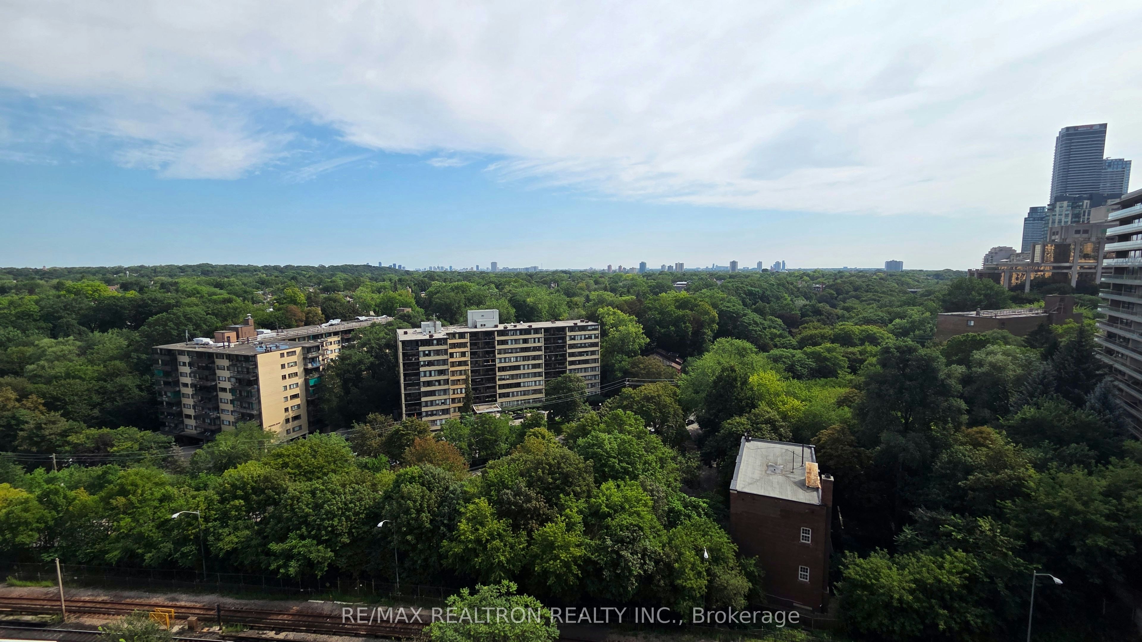 1105-825 Church Street, Toronto, ON, M4W 3Z4 - 32