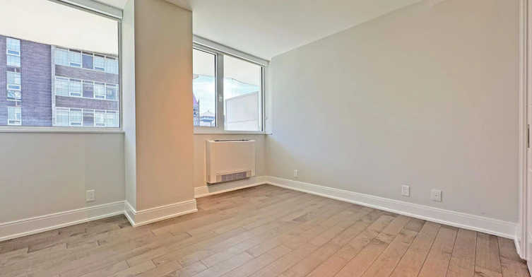 301-11 Walmer Road, Toronto, ON, M5R 2W9 - 10