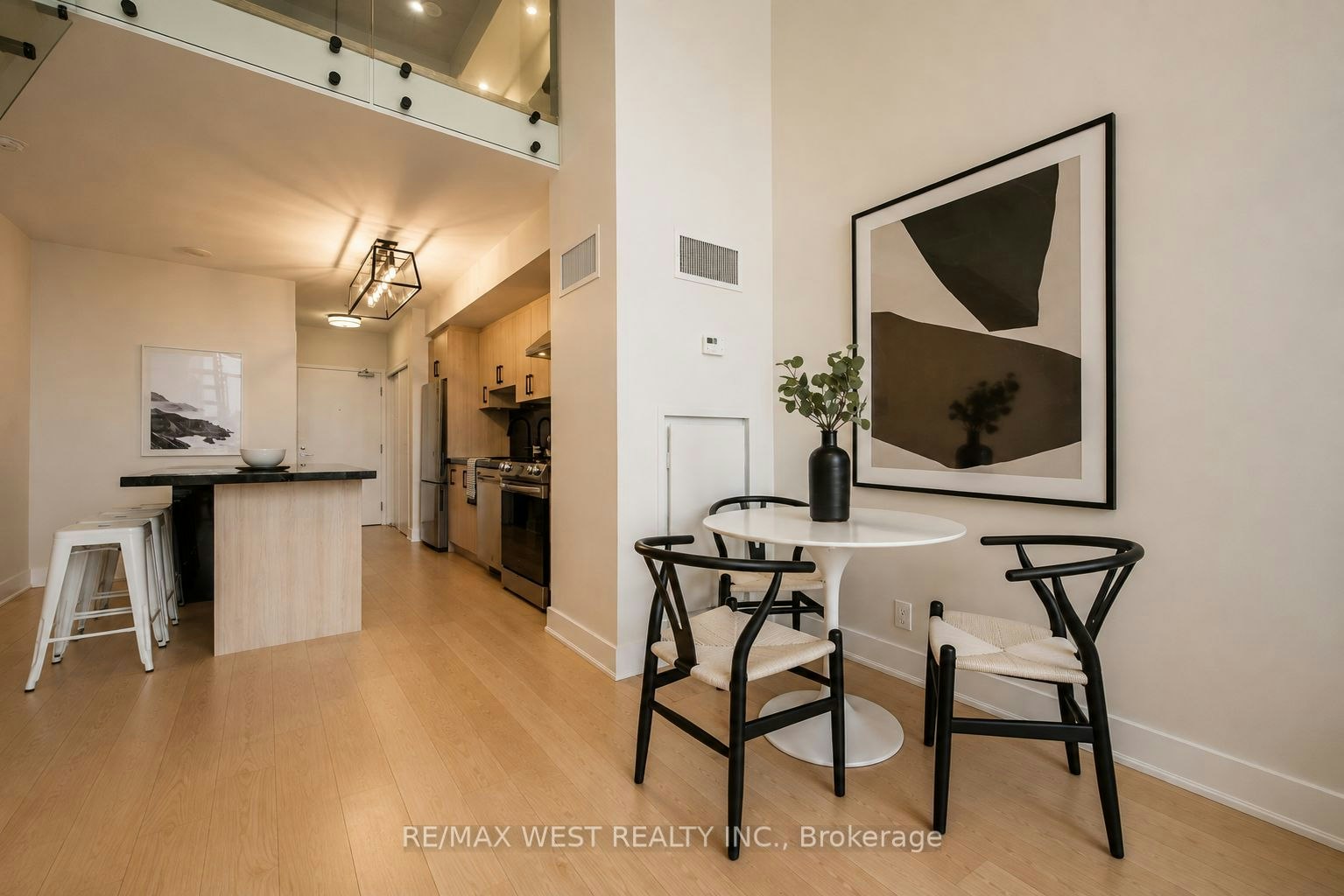 546-5 Hanna Avenue N, Toronto, ON, M6K 1W8 - 5