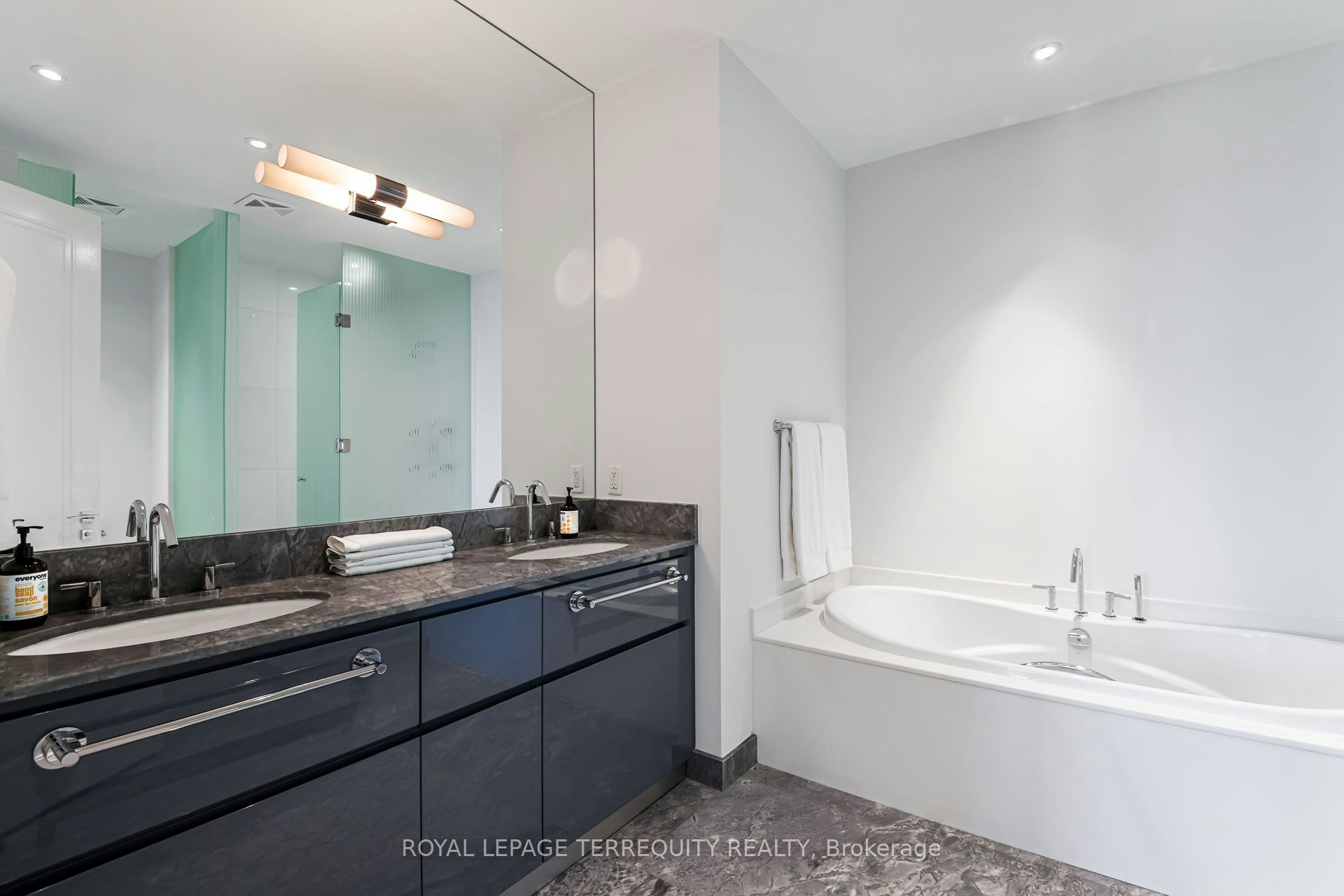 1704-88 Davenport Road, Toronto, ON, M5R 0A5 - 28