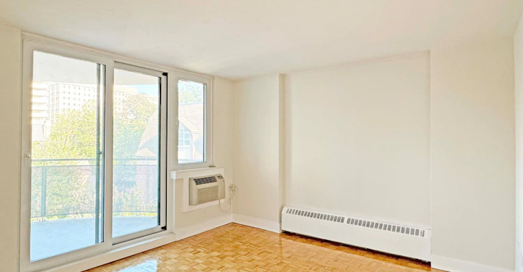 201-485 Huron Street, Toronto, ON, M5R 2R5 - 3