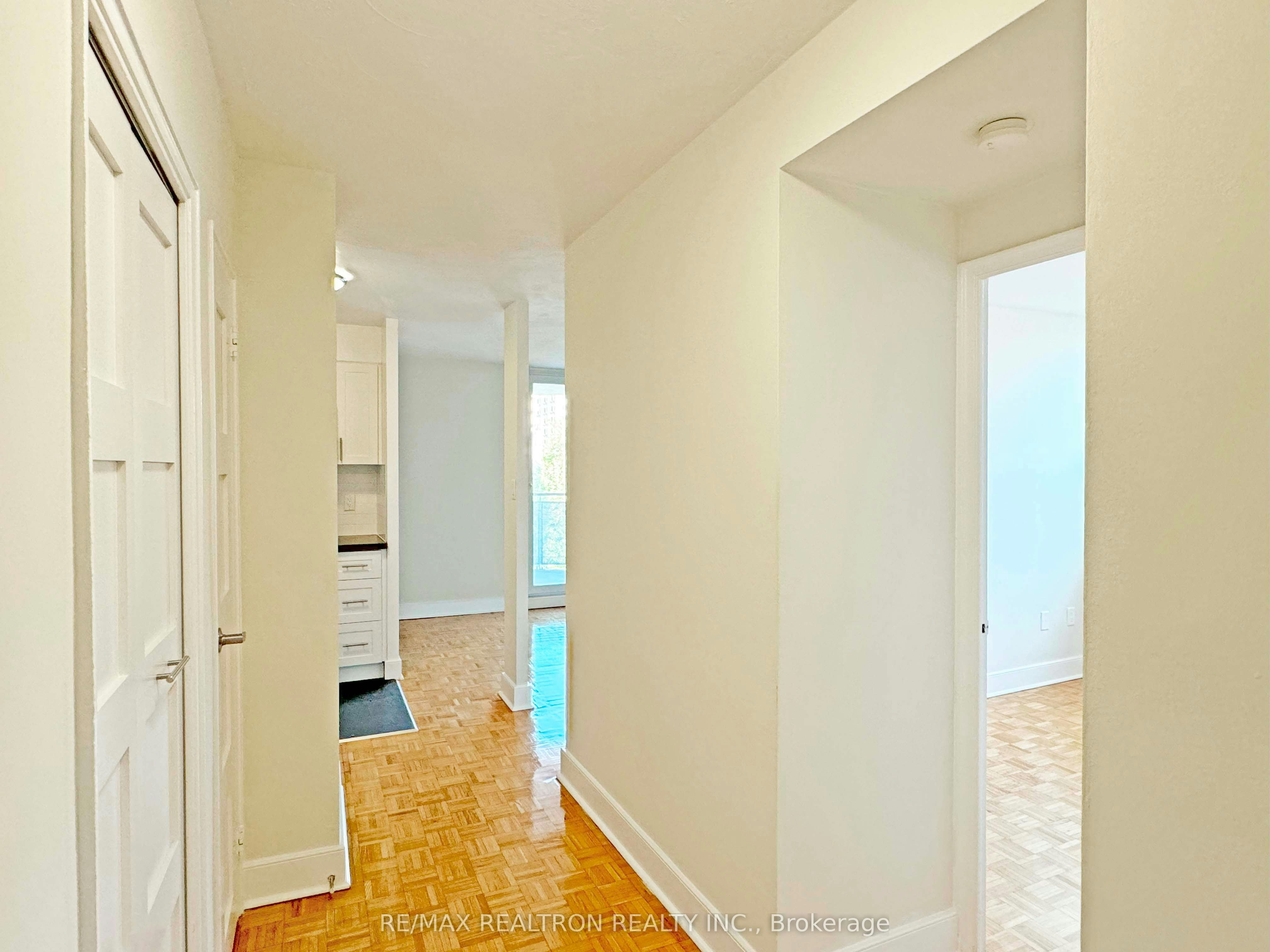 201-485 Huron Street, Toronto, ON, M5R 2R5 - 8