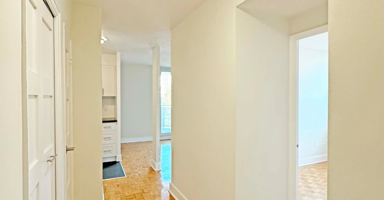 201-485 Huron Street, Toronto, ON, M5R 2R5 - 8