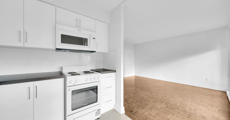 201-33 Isabella Street, Toronto, ON, M4Y 2P7 - 6