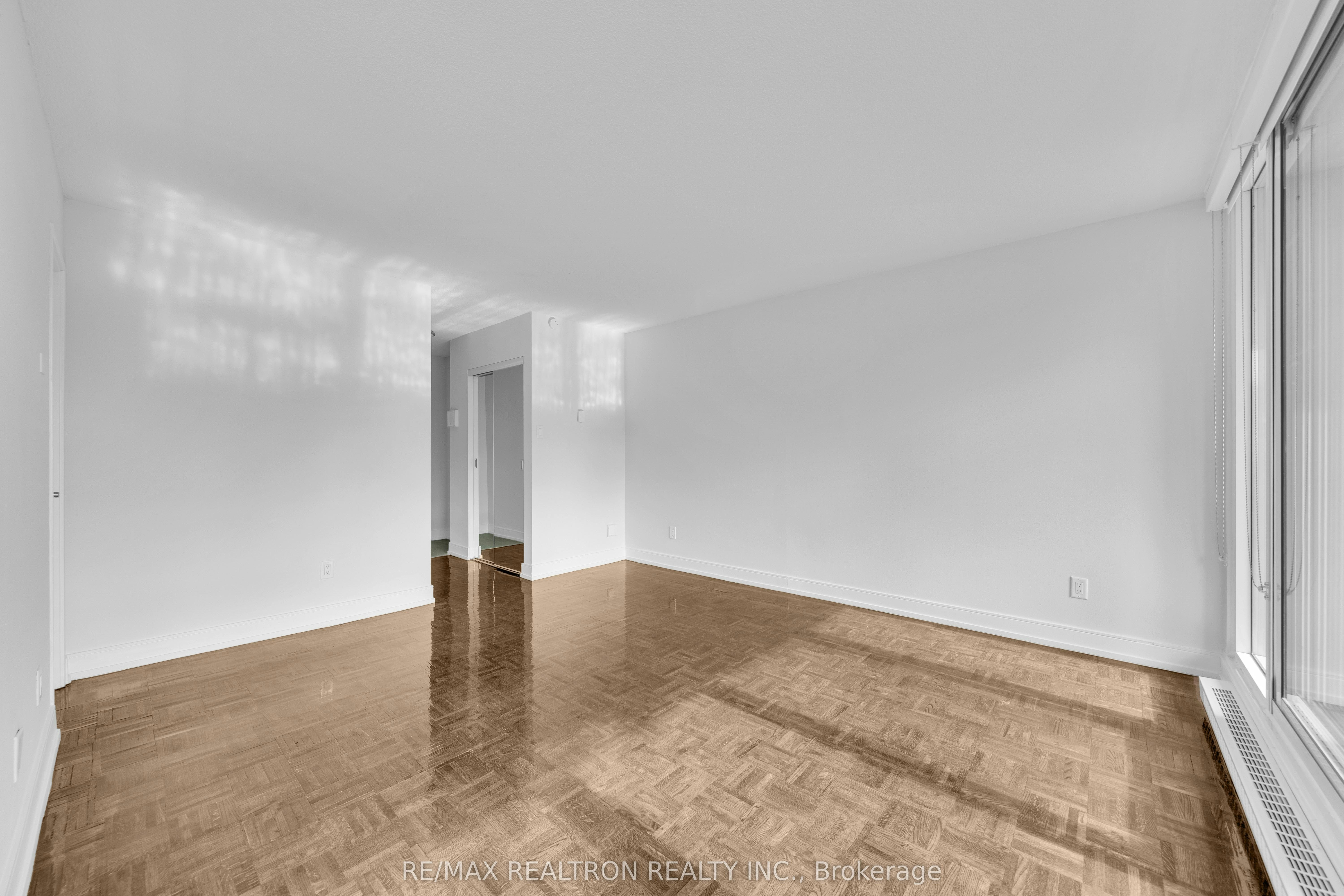 201-33 Isabella Street, Toronto, ON, M4Y 2P7 - 4