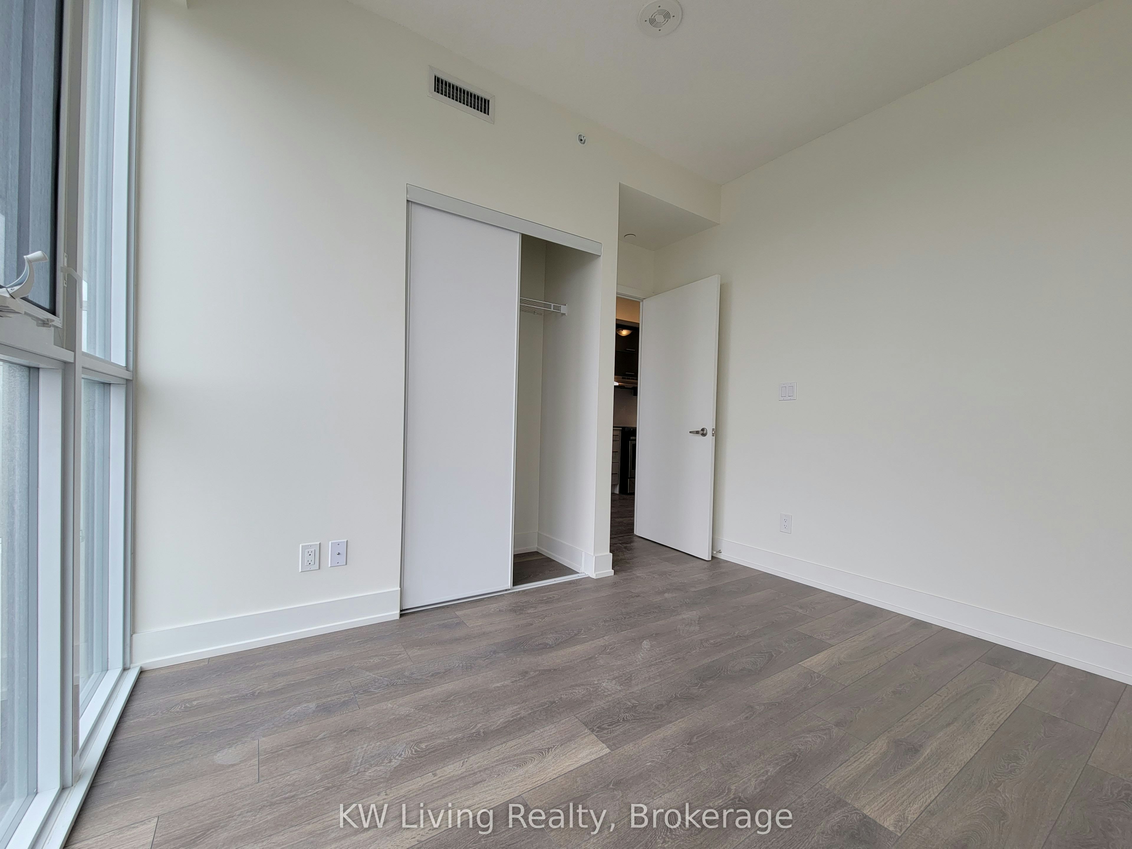1807-180 Fairview Mall Drive, Toronto, ON, M2J 0E8 - 8