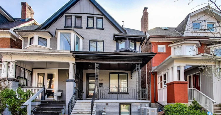 Lower-669 Euclid Avenue, Toronto, ON, M6G 2T8