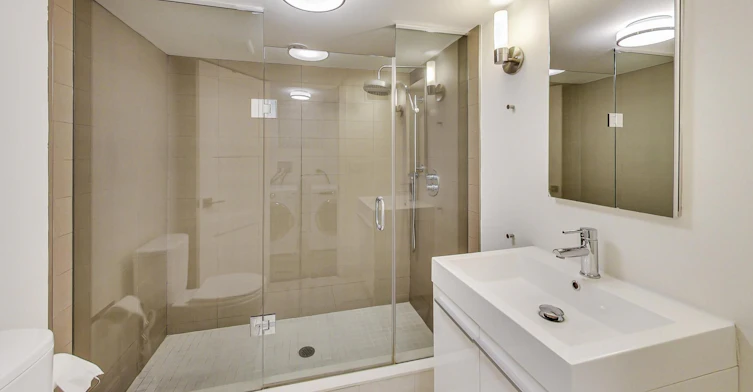 Lower-669 Euclid Avenue, Toronto, ON, M6G 2T8 - 10